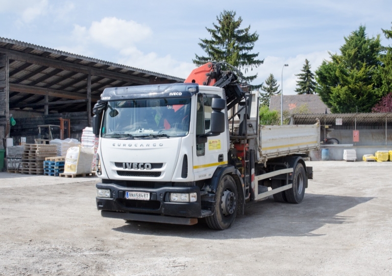 LKW Koltai Bau- und Brennstoffe